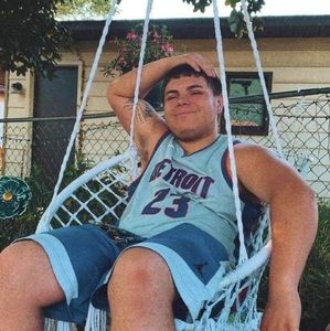 Meet your Posher, Blake